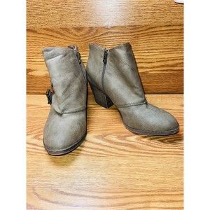 Blowfish Womens Green Faux Leather Buckle Side Zip Western Ankle Booties Sz 11M